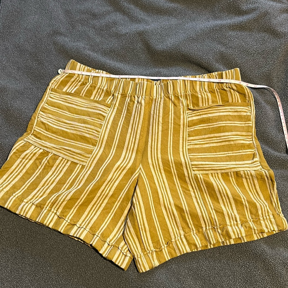 J. Jill Mustard Yellow Striped Women's Shorts